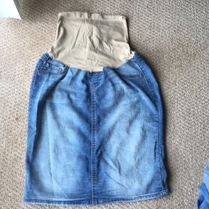 Maternity skirt size M